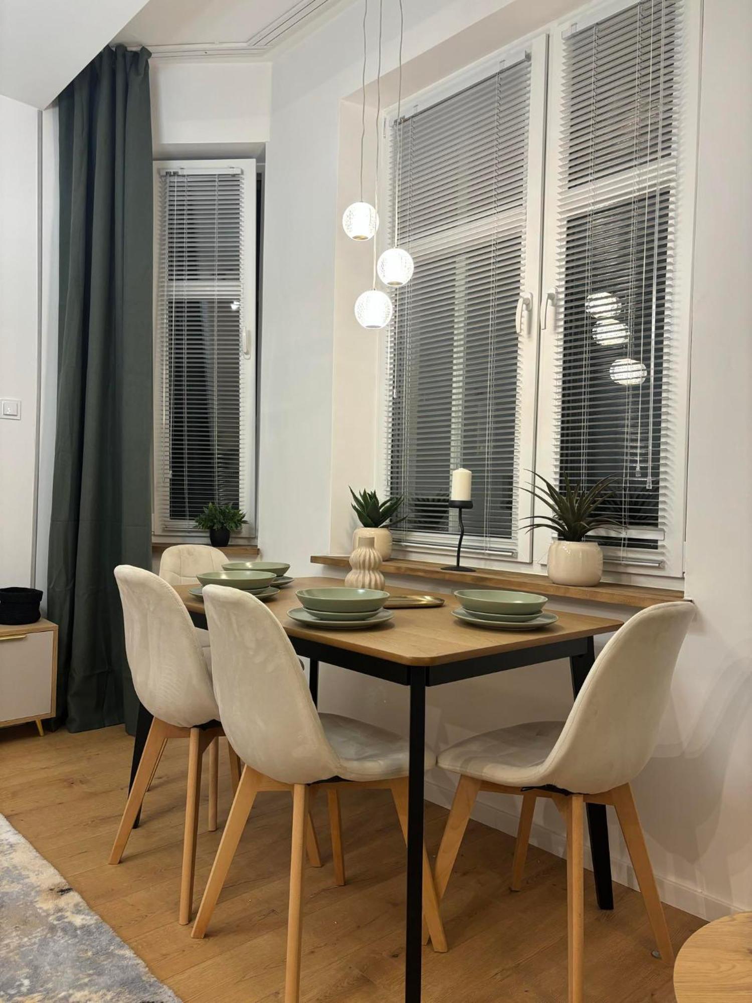 Apartament Pod Wieza 1 ヴァウブジフ エクステリア 写真